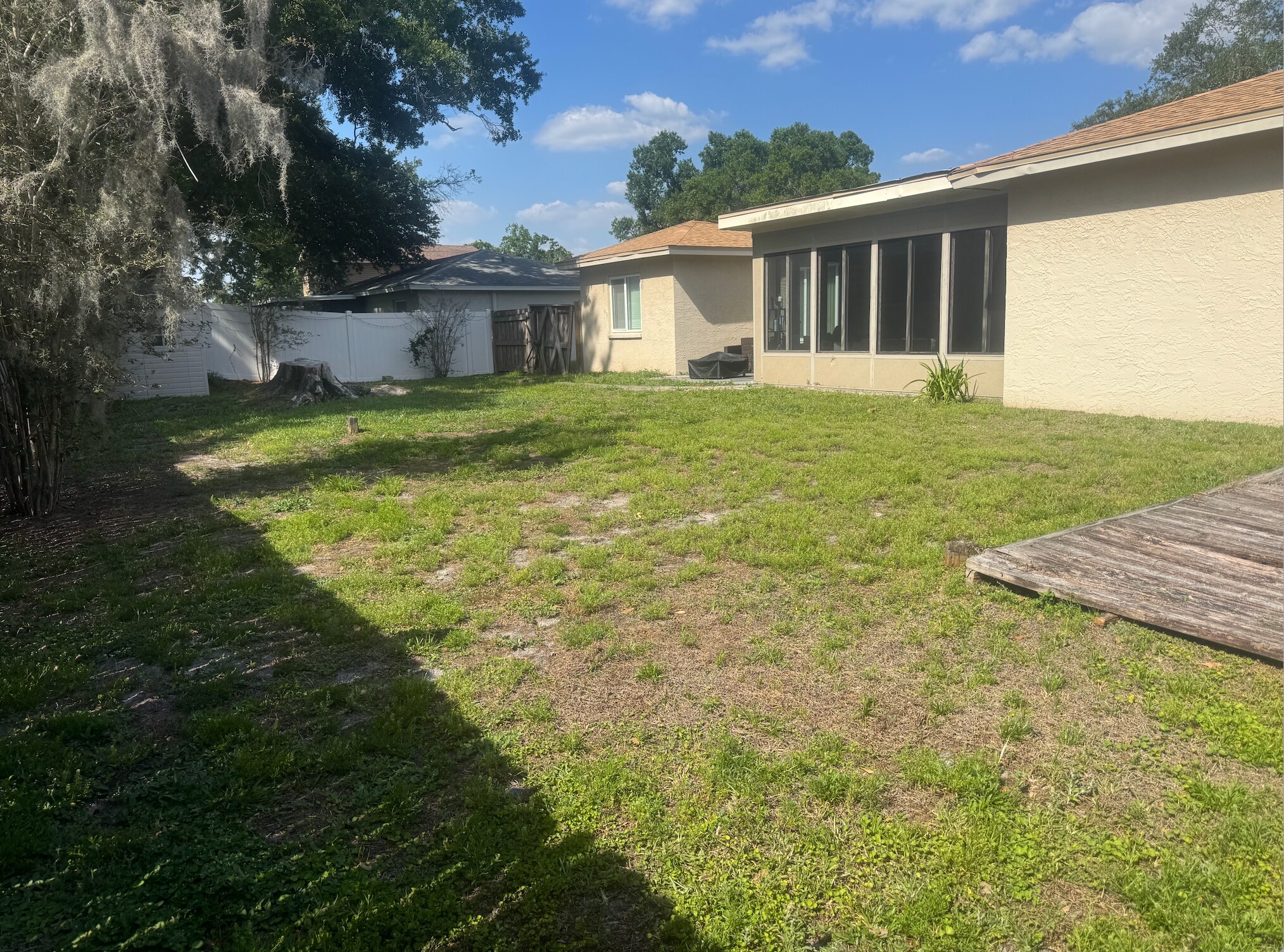 Building Photo - 3214 Acapulco Dr