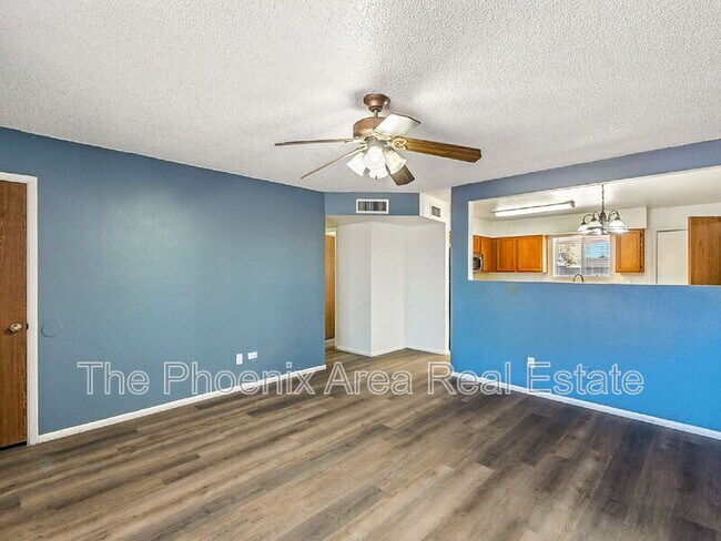 Building Photo - 3109 E Pueblo Ave