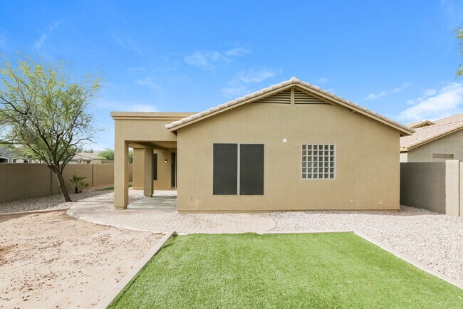 Building Photo - Beautiful 3-Bedroom Home with 2-Car Garage