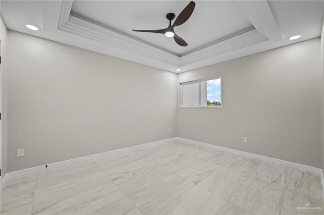 Building Photo - 18 Corales St