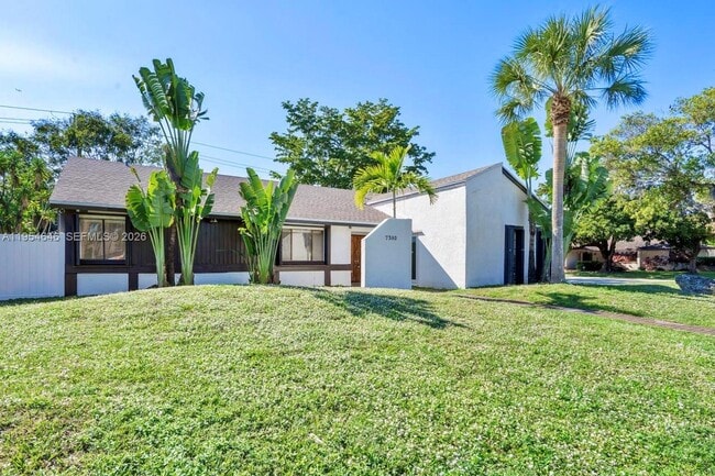 Building Photo - 7380 NW 44th Ct