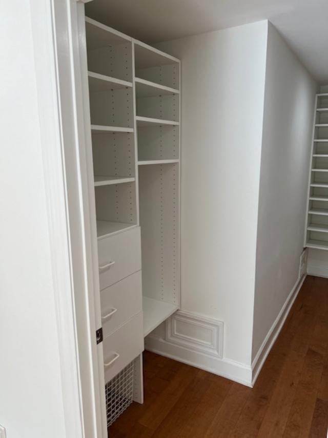 Master bedroom walk-in closet - 2812 Anchor Ave