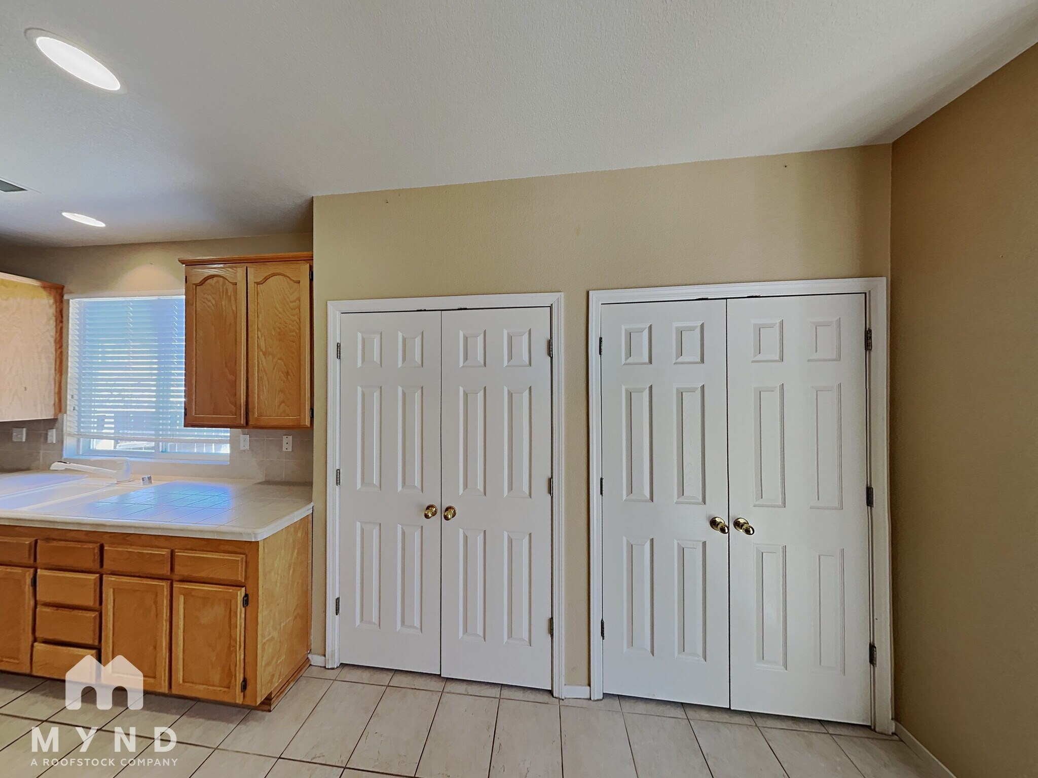 Building Photo - 4338 Glen Canyon Cir