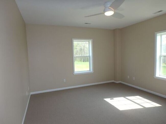 Building Photo - 1620 Co Rd 409
