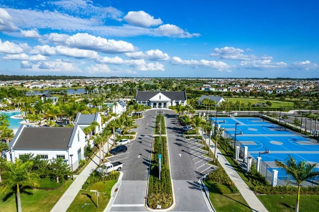 Building Photo - 14964 RedCove Pl