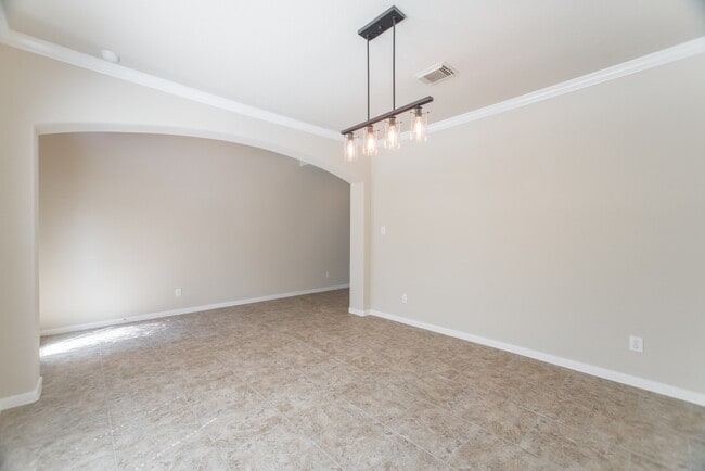 Building Photo - 139 S Rocky Point Cir