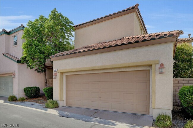 Building Photo - 12052 Hathaway Pines Dr