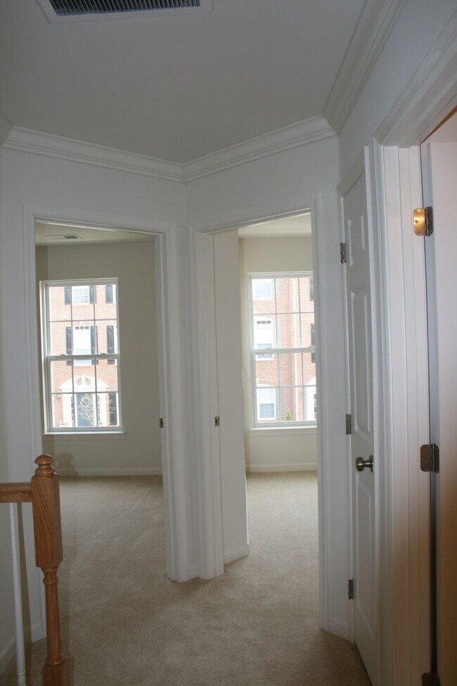 Building Photo - 2386 Abington Dr