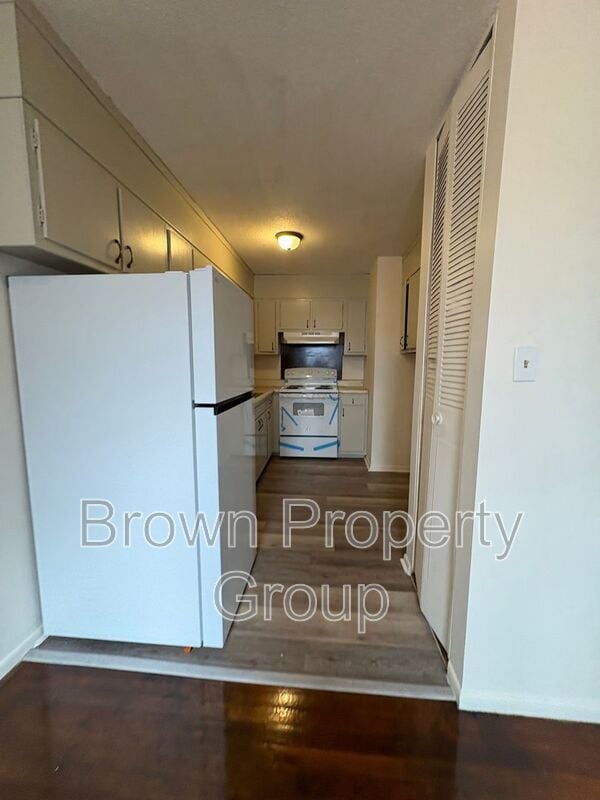 Building Photo - 2462 D Bragg Blvd