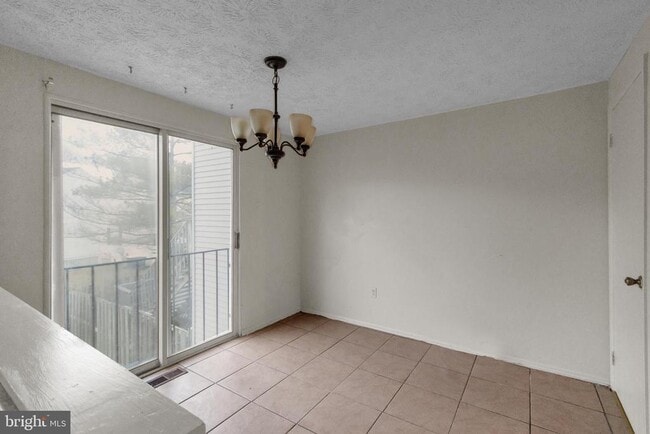 Building Photo - 4327 Rockport Ln