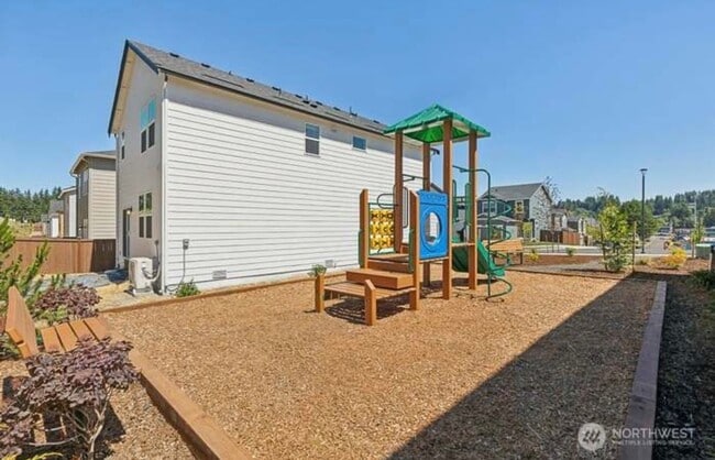 Building Photo - 4305 Pronghorn Pl