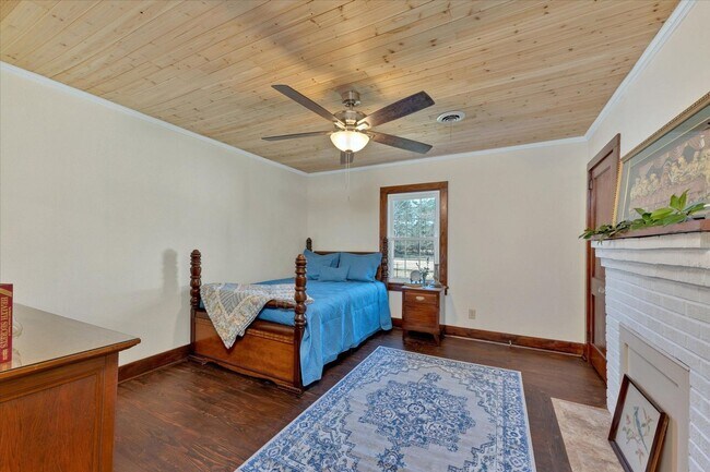 Building Photo - 3204 Ray Owens Rd