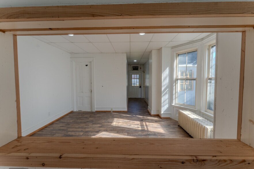 Building Photo - 215 Liberty St
