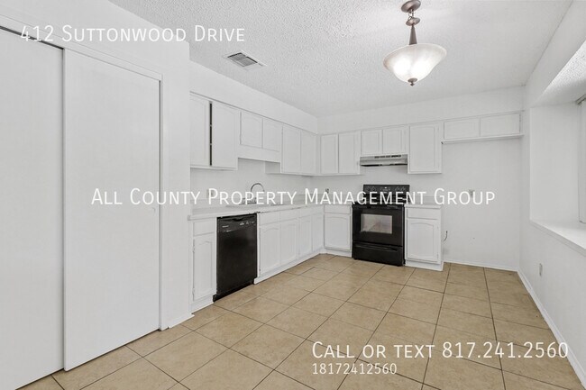 Building Photo - 412 Suttonwood Dr