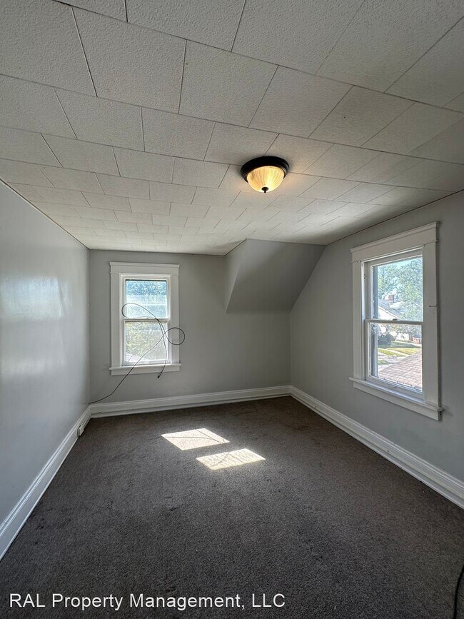 Building Photo - 2 br, 1 bath House - 13913 Melzer Ave