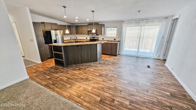 Building Photo - 25129 Constitution Dr