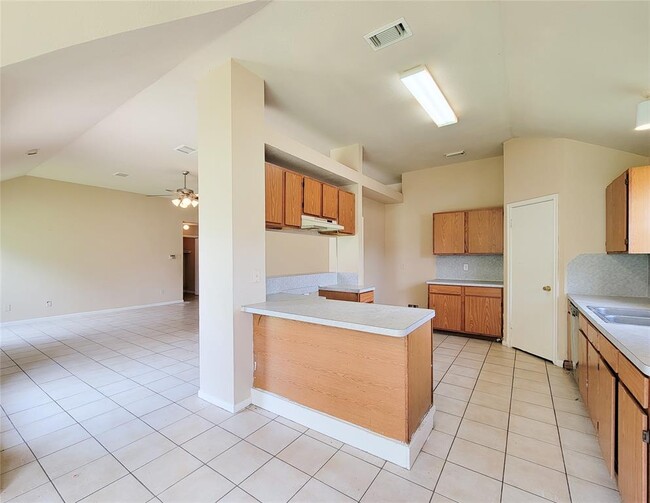 Building Photo - 22918 Pine Mist Ln
