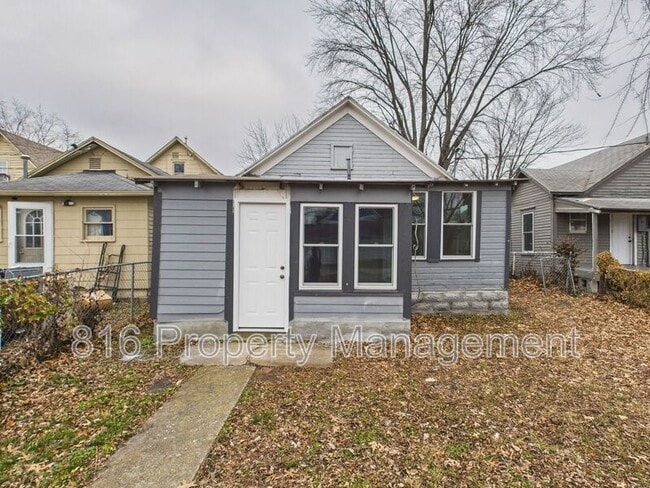 Building Photo - 413 Main St