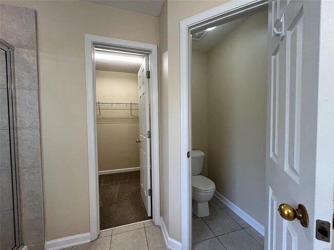 Building Photo - 8901 Ashland Park Pl