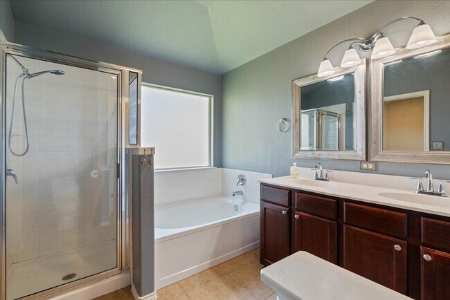 Building Photo - 255 Drystone Trail