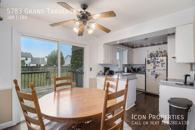 Building Photo - 5783 Grand Traverse Ln