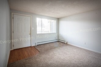 Building Photo - 2939 Glendale Dr