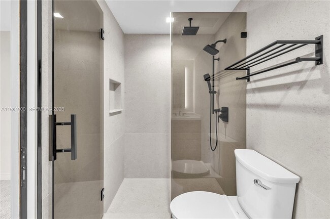 Building Photo - 2211 NE 122nd St