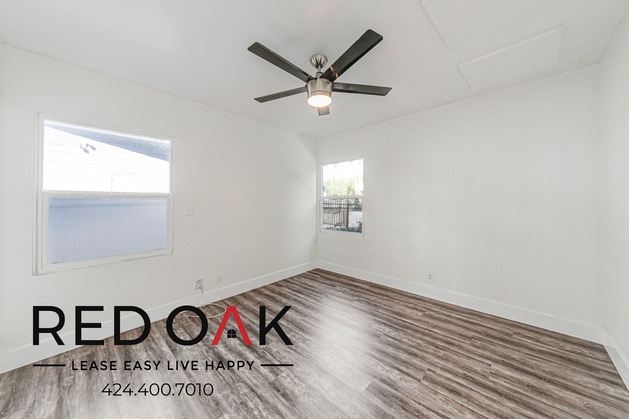 Building Photo - 641 N Serrano Ave