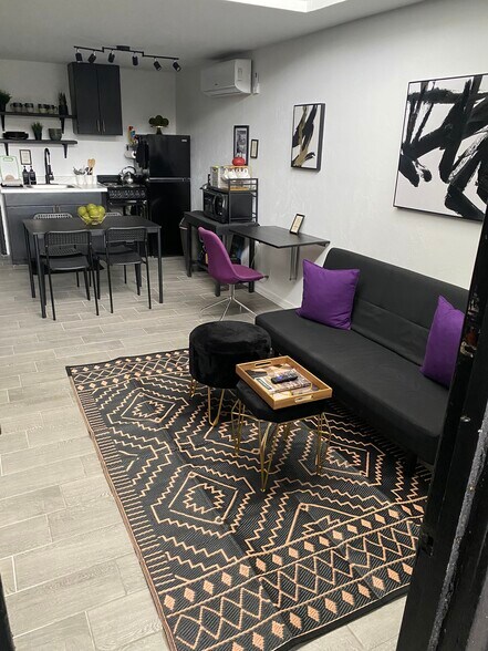 Building Photo - 428 N Euclid Ave