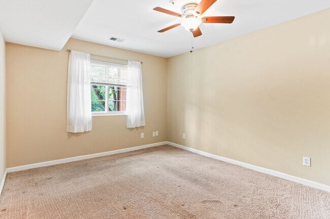 Building Photo - Columbia, MD