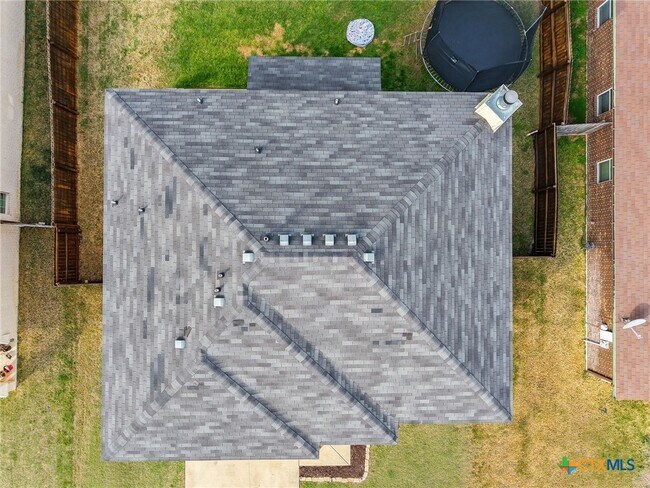 Building Photo - 4103 Dewitt County Ct