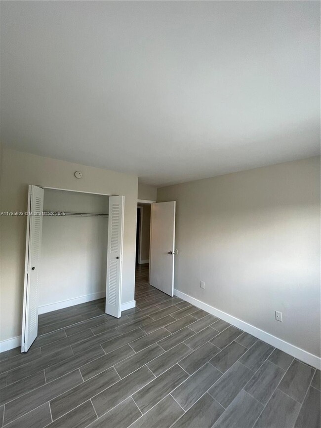Building Photo - 7427 SW 152nd Ave