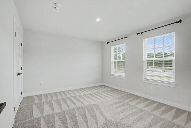 Building Photo - 239 Darden Dr
