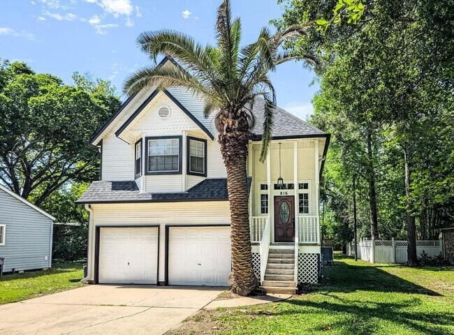 Primary Photo - 816 2nd St