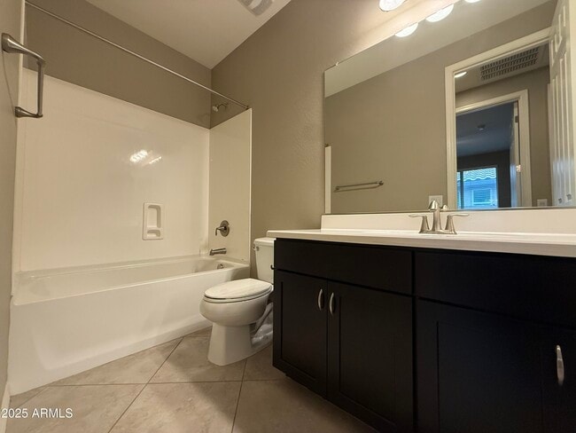 Building Photo - 276 E Coconino Dr