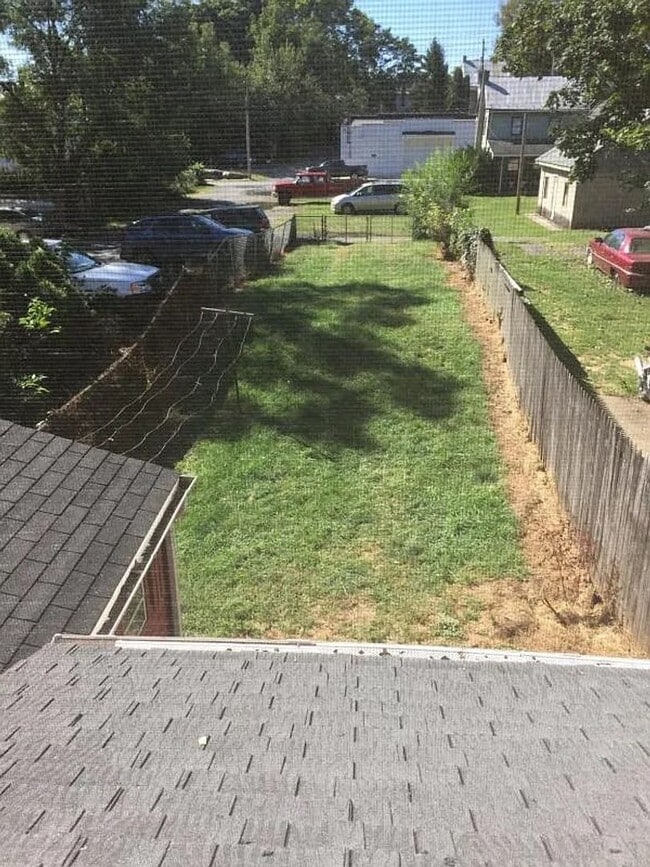 Building Photo - 2 Bedroom in Carlisle, PA!