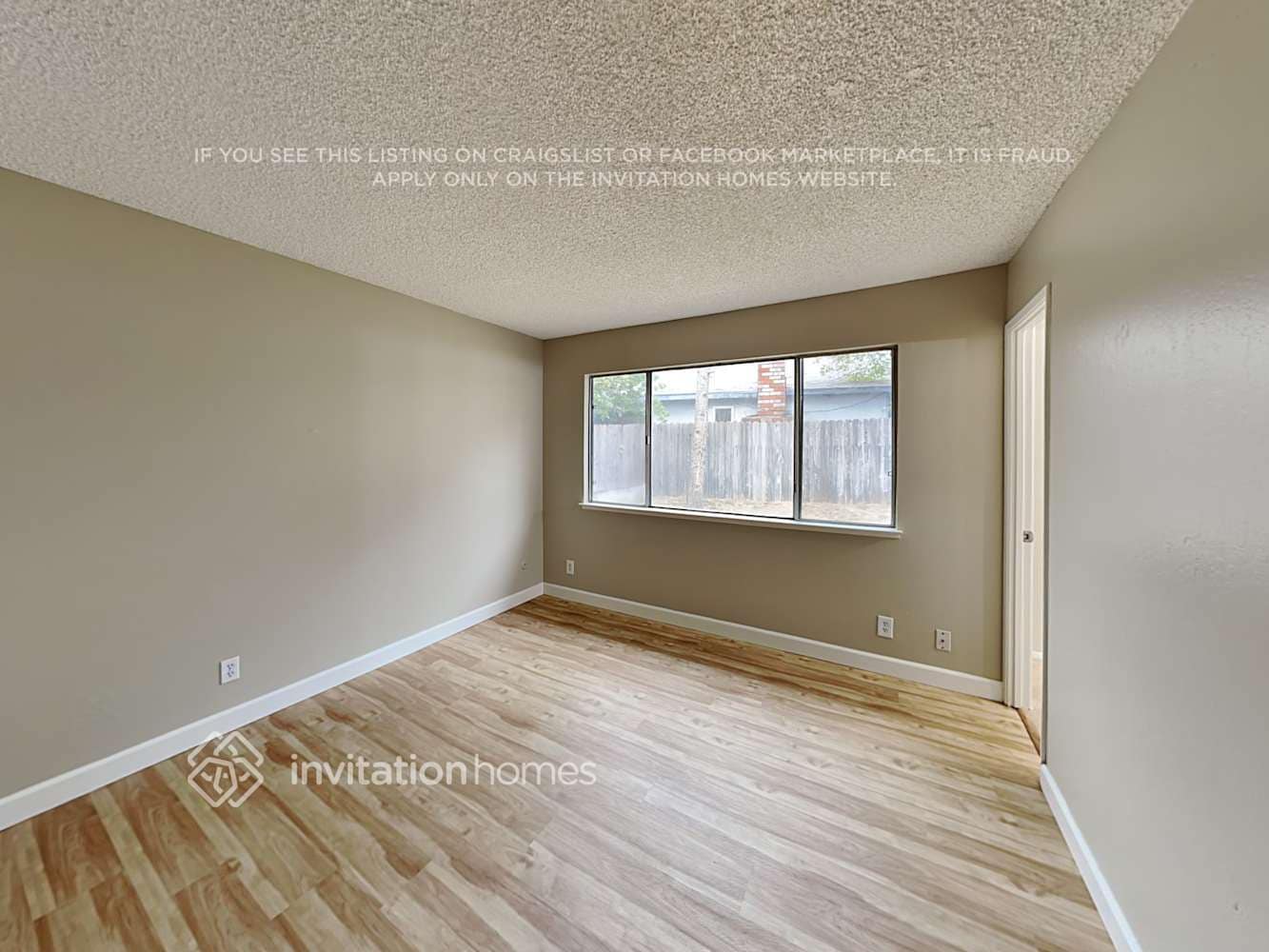 Building Photo - 5633 Vista Oak Way