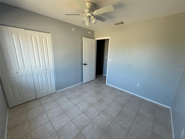 Building Photo - 3236 Montclair Cir