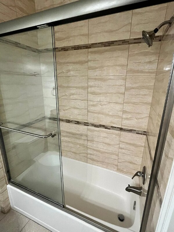 Building Photo - 1130 E Colorado St