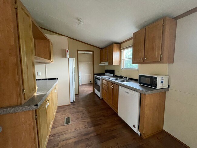 Building Photo - 3602 Wellington Ln