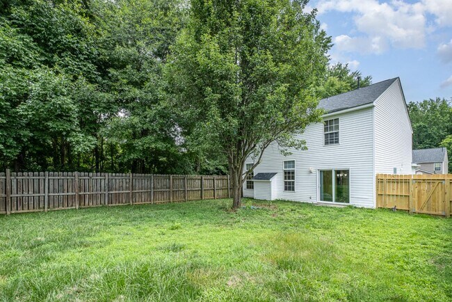 Building Photo - 9026 Tibble Creek Way