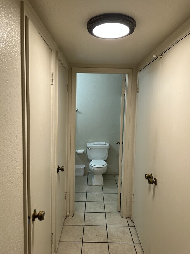 Building Photo - 2930 Whittier Ct