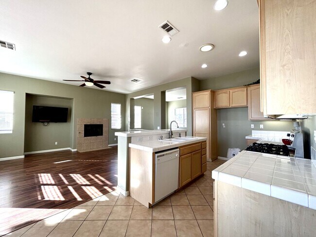 Building Photo - AVAILABLE NOW!! 3 Bedroom 2 Bathroom + Den Home in Desert Hot Springs! MOVE IN SPECIAL HALF OFF O...