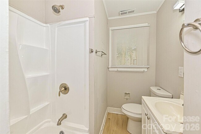 Building Photo - 3108 Rush Ave