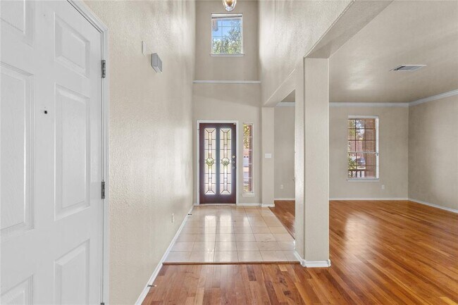 Building Photo - 1616 Chasewood Dr