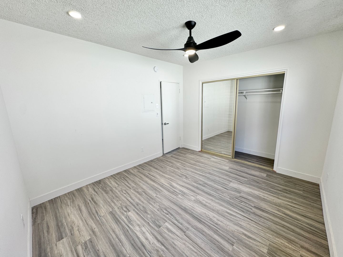 Building Photo - 12750 Matteson Ave