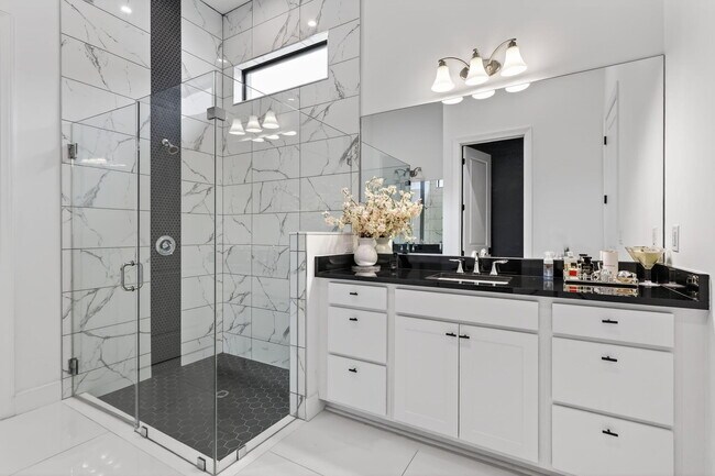 Building Photo - 10195 SW Latium Wy