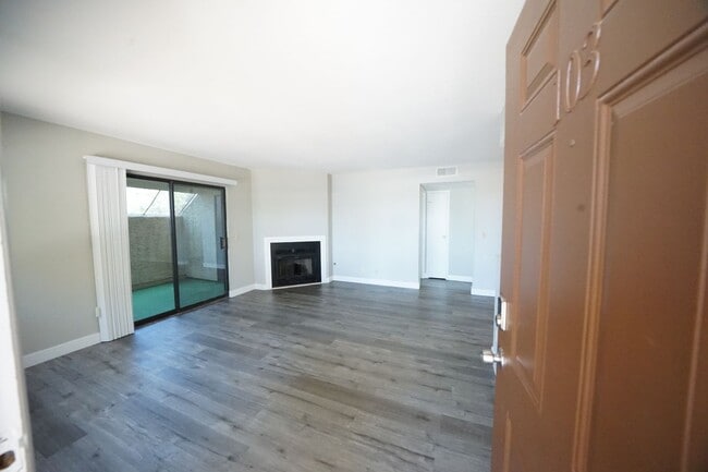 Building Photo - 601 Cabrillo Cir