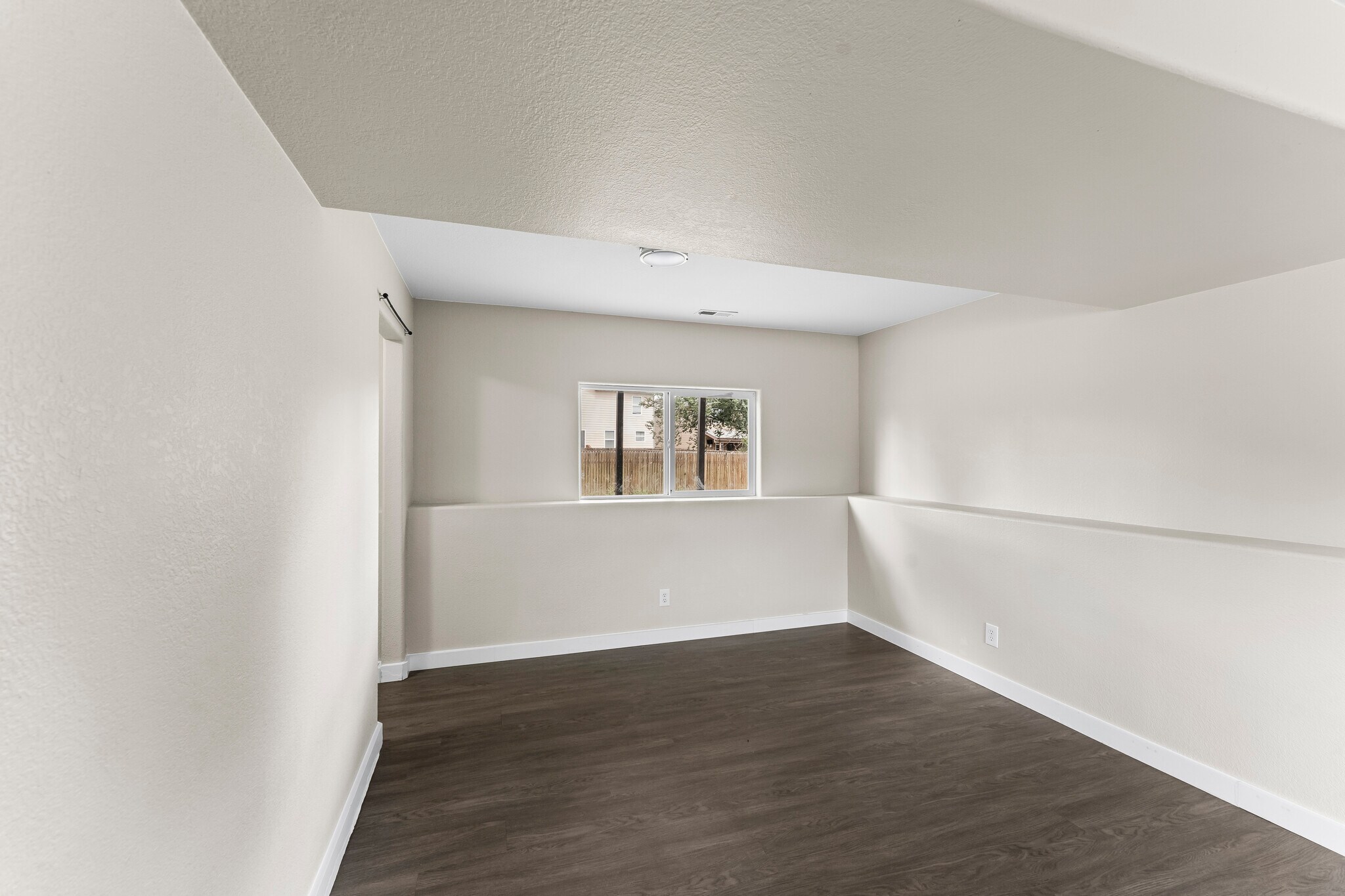 Building Photo - 2155 Woodsong Way