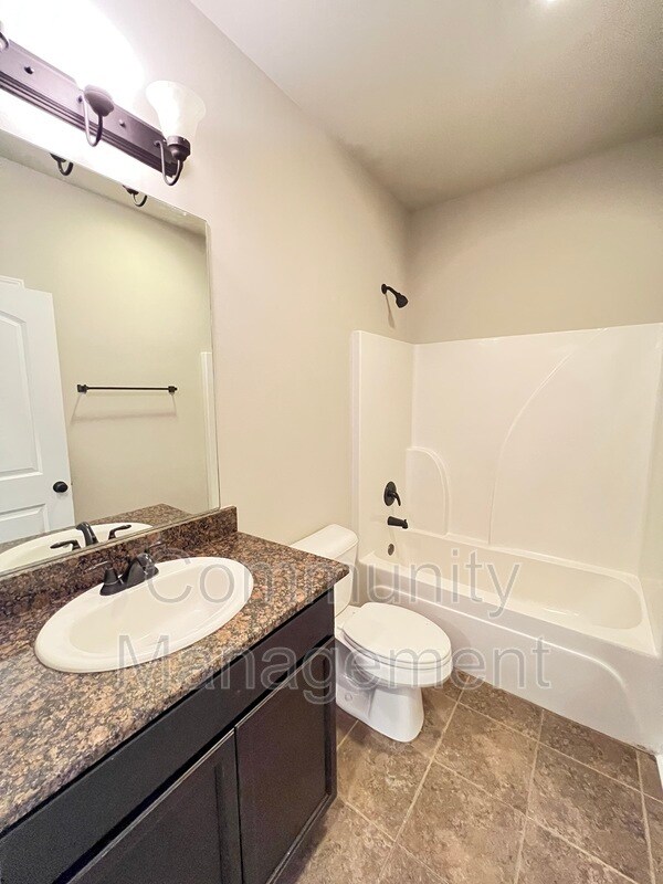 Building Photo - 26462 Evangeline Trace Blvd